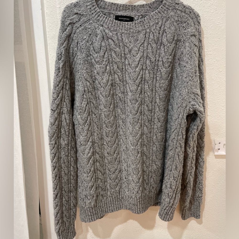 Banana republic Gray Cable heavyweight Knit Sweater